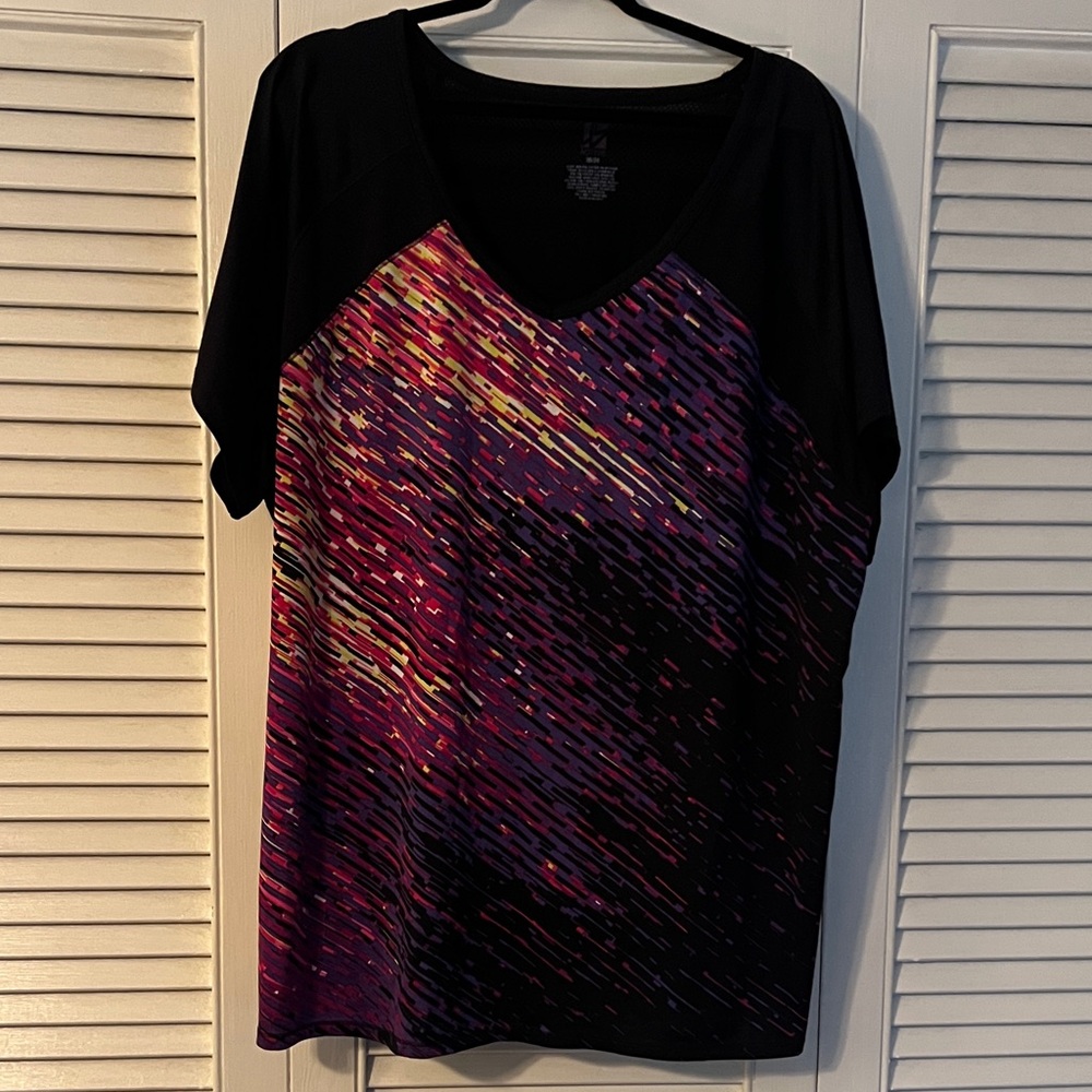 👚2/$15, 3/$18, 4/$20👚 Lane Bryant Livi Tee